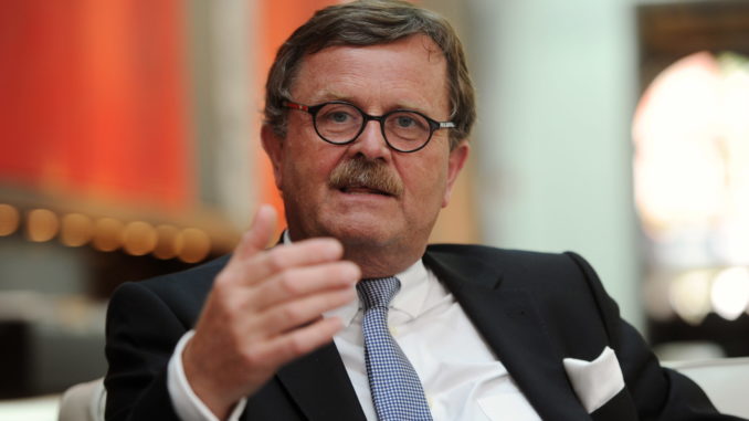 Frank Ulrich Montgomery - Bild: picture alliance/Tobias Hase für Deutsches Ärzteblatt