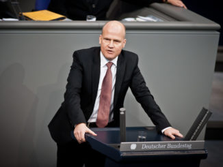 Merz sieht derzeit keine neuen Aufgaben für scheidenden Fraktionschef Brinkhaus