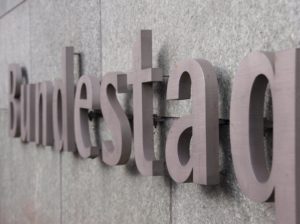 Kühnert attackiert Union wegen Mindestlohn-Enthaltung: „Union sollte sich nach diesen Zahlen noch mehr schämen“