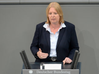 Bas: Angriffe in sozialen Medien „nur schwer auszuhalten“