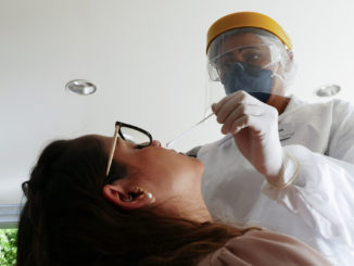 Amtsärzte gehen von doppelt so vielen Corona-Infektionen wie bekannt aus