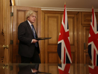 Neuer Ärger für Johnson wegen Feier am britischen Regierungssitz während Lockdowns