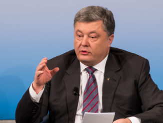Ex-Präsident Poroschenko nach Rückkehr in der Ukraine vor Gericht