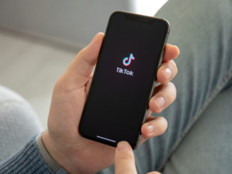 Dumm gelaufen: Frau fällt bei Tiktok auf angeblichen Schlagerstar herein