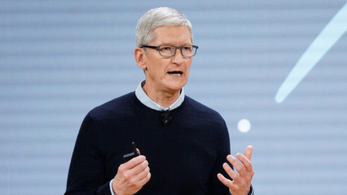 Tim Cook während eines Apple-Events - John Gress Media Inc/Shutterstock.com