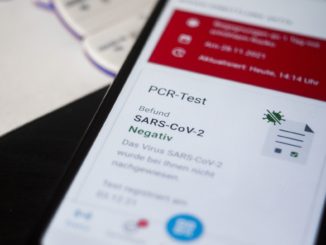Kein Anspruch mehr auf PCR-Test durch rote Warnmeldung auf Corona-Warn-App