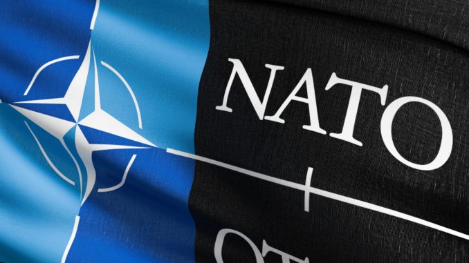 flag-of-the-north-atlantic-treaty-organization-or-nato-an-intergovernmental-military-alliance-between_t20_QKjNLk Nato - Bild: tampatra via Twenty20