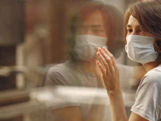 Umfrage: Ein Drittel der Deutschen schätzt Corona-Infektionsrisiko als hoch ein