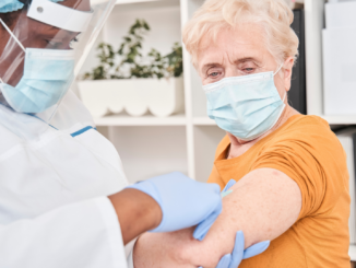 CDU-Chef Merz für Impfpflicht ab 50 Jahre erst für nächste Infektionswelle