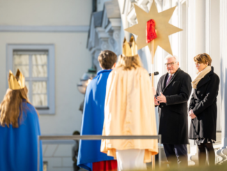 Bundespräsident Steinmeier empfängt Sternsinger in Schloss Bellevue