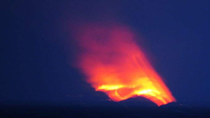 Galápagos-Vulkan - Bild: Peter Snellig/CC BY-NC 2.0