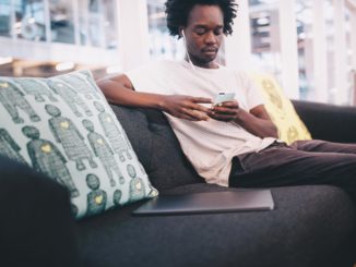 Umfrage: Knapp ein Zehntel plant für 2022 „Digital Detox“