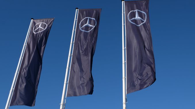 32839782788_09d55374ff_k Daimler/Mercedes Benz - Bild: DennisM2