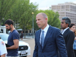 Bekannter US-Anwalt Avenatti wegen Betrugs an Pornodarstellerin Daniels verurteilt
