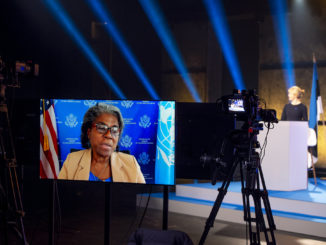 UN-Botschafterin der USA: Bis zu fünf Millionen Flüchtlinge durch Ukraine-Krise