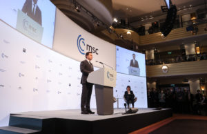 Ukrainischer Präsident Selenskyj wird mit Axel Springer Award ausgezeichnet