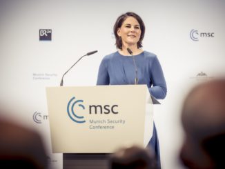 Baerbock verteidigt erneut deutsches Nein zu Waffenlieferungen an Ukraine