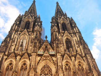 Katholische Laien sehen durch Probleme im Erzbistum Köln ganze Kirche beschädigt