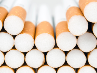 Zoll entdeckt 2,4 Millionen Zigaretten in Lastwagen in Mecklenburg-Vorpommern