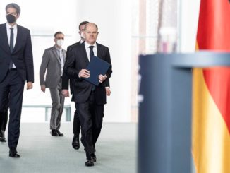 Scholz: Demokratie-Feinde werden mit „allen Mitteln des Rechtsstaats bekämpft“