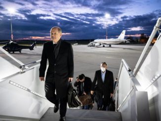 Scholz zu Antrittsbesuch in der Türkei eingetroffen