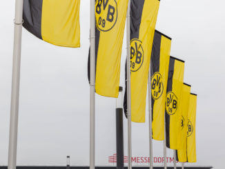 Borussia Dortmund entzieht Ex-Bundeskanzler Schröder die Ehrenmitgliedschaft