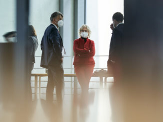 Lambrecht: Bundeswehr-Möglichkeiten für Waffenlieferungen an Ukraine erschöpft