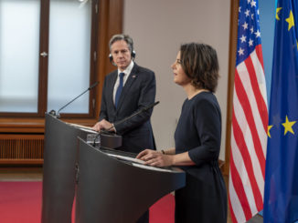 Baerbock: Wir werden die Ukrainer „niemals ihrem Schicksal überlassen“