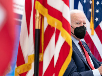 Biden sagt Ukraine „beispiellose“ Militärhilfen zu