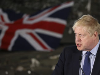 Premier Johnson zahlt in „Partygate“-Affäre Bußgeld und will im Amt bleiben