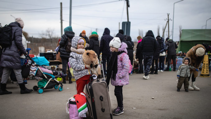 Flüchtlinge - Bild: Marijn Fidder/Caritas Germany