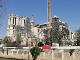 Archäologen finden unbekannte Gräber bei Wiederaufbau von Notre-Dame in Paris