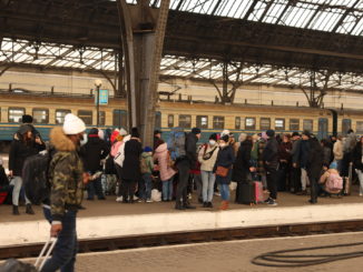 Nouripour fordert mehr Tempo bei bundesweiter Verteilung von Kriegsflüchtlingen