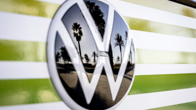 Volkswagen (über Volkswagen AG)