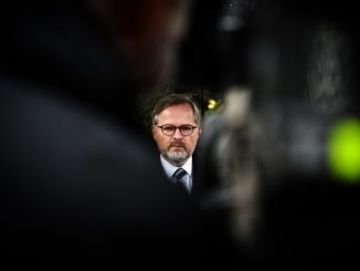 Fiala: Tschechien erlaubt Staatsbürgern Kampf für die Ukraine