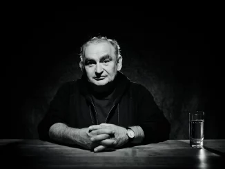 Kabarettist Sigi Zimmerschied zieht Energie aus krimineller Familiengeschichte