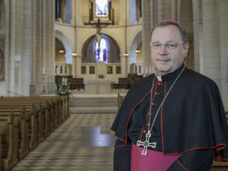 Bätzing kann sich verheiratete Priester in katholischer Kirche vorstellen