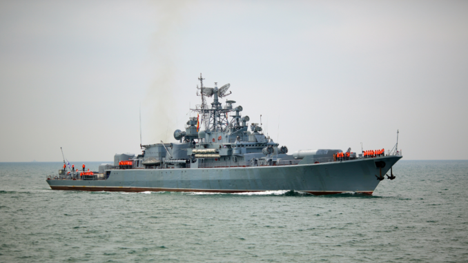 Russisches Kriegsschiff