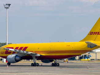 DHL Express bezieht bis 2026 über 800 Millionen Liter nachhaltigen Flugkraftstoff