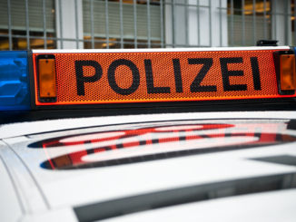 Schweizer Polizei geht nach Sturz von Familie von Balkon von Suizid aus