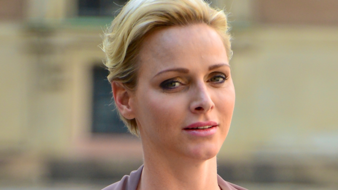 Fürstin Charlène - Bild: Frankie Fouganthin, CC BY-SA 3.0, via Wikimedia Commons