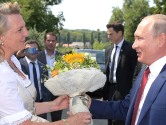 Putin schenkte Österreichs Ex-Außenministerin Kneissl teuren Schmuck zur Hochzeit