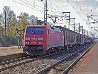 Deutsche Bahn beginnt mit Transport von Hilfsgütern für „Schienenbrücke“ in Ukraine