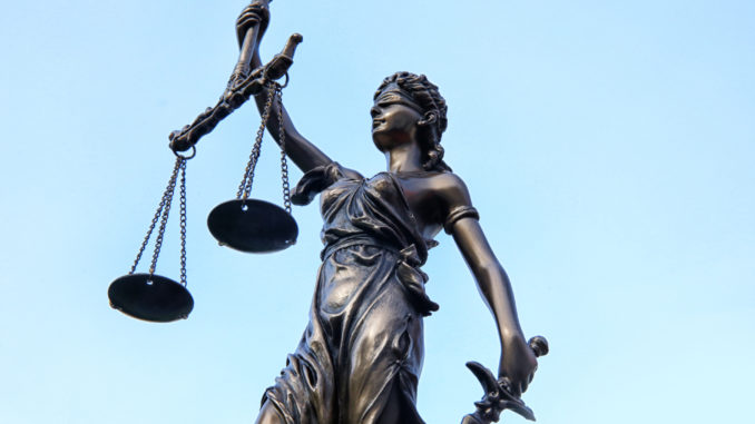 Justitia - Bild: Tim Reckmann/CC BY 2.0
