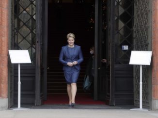 Giffey: Berlin muss Ukraine-Flüchtlinge nun auch in Hallen unterbringen