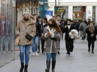 Grüne und Krankenhausgesellschaft wollen breite Maskenpflicht beibehalten