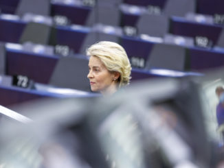 Von der Leyen bescheinigt Ukraine bei Kiew-Besuch „europäische Zukunft“