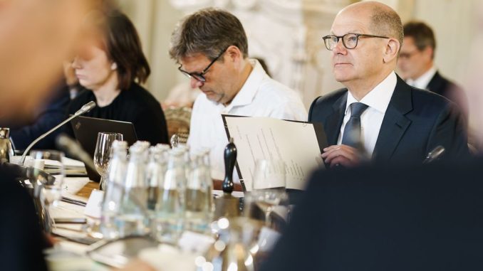 Bundeskabinett unter Olaf Scholz - Bild: Bundesregierung/Denzel