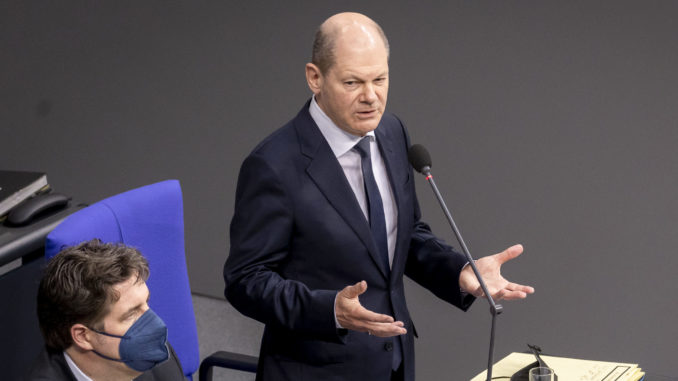 Olaf Scholz - Bild: Leon Kuegeler/photothek