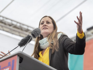 Linken-Chefin Wissler fordert Übergewinnsteuer für Kriegsgewinner